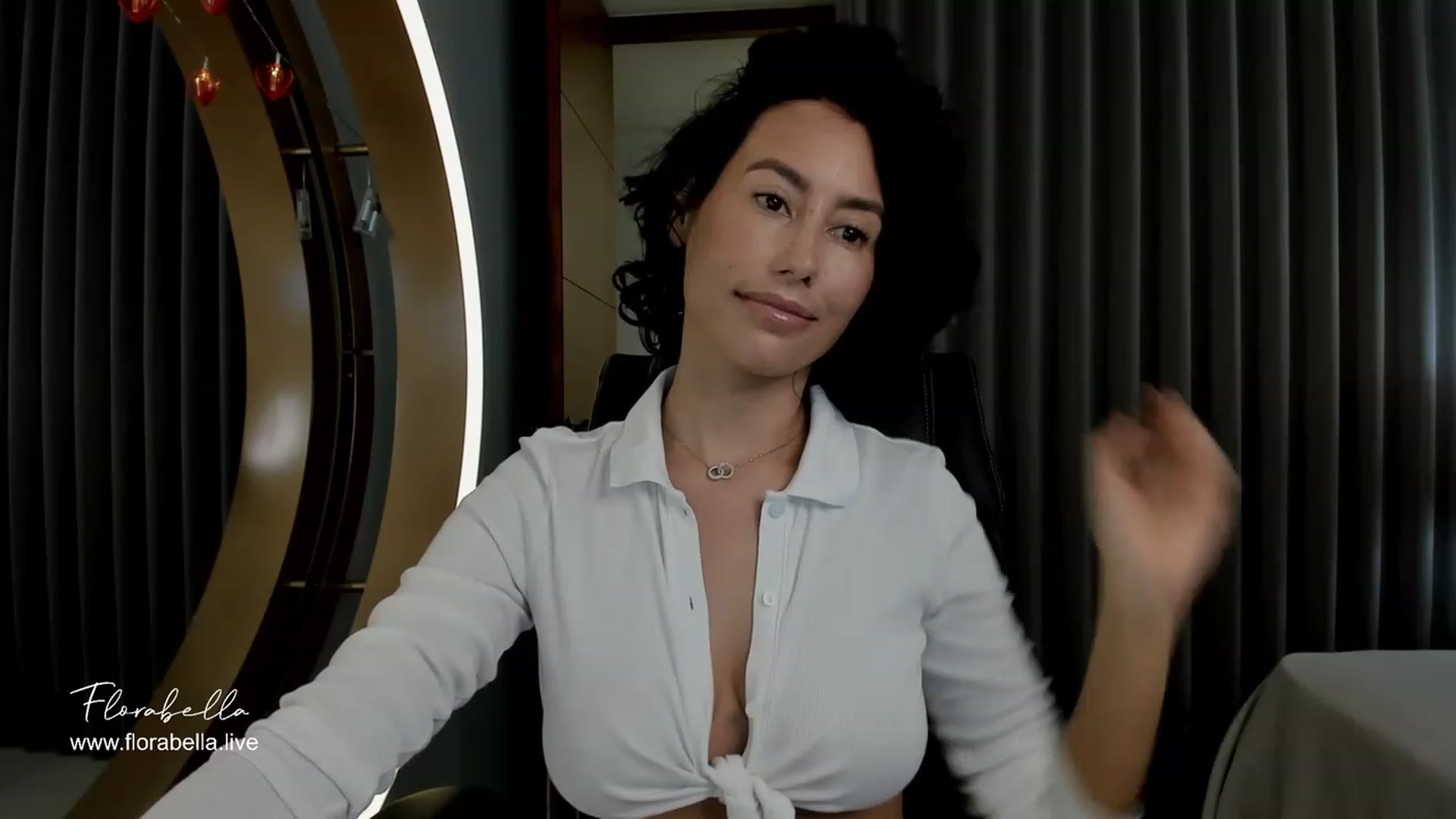 Gallery image thumbnail from Florabella's myfreecams stream on, 03/06/2024, 03:43 image 10 of 20