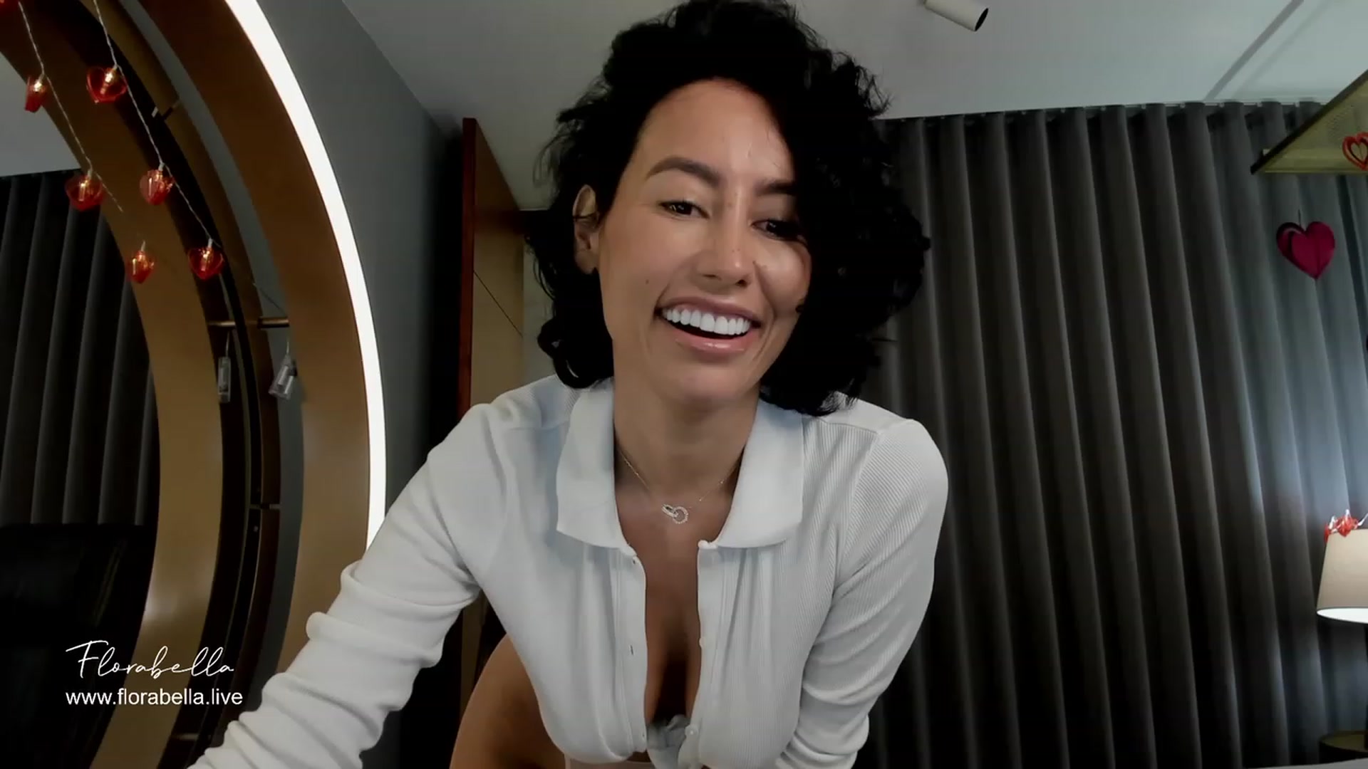 Gallery image thumbnail from Florabella's myfreecams stream on, 03/06/2024, 04:17 image 13 of 20