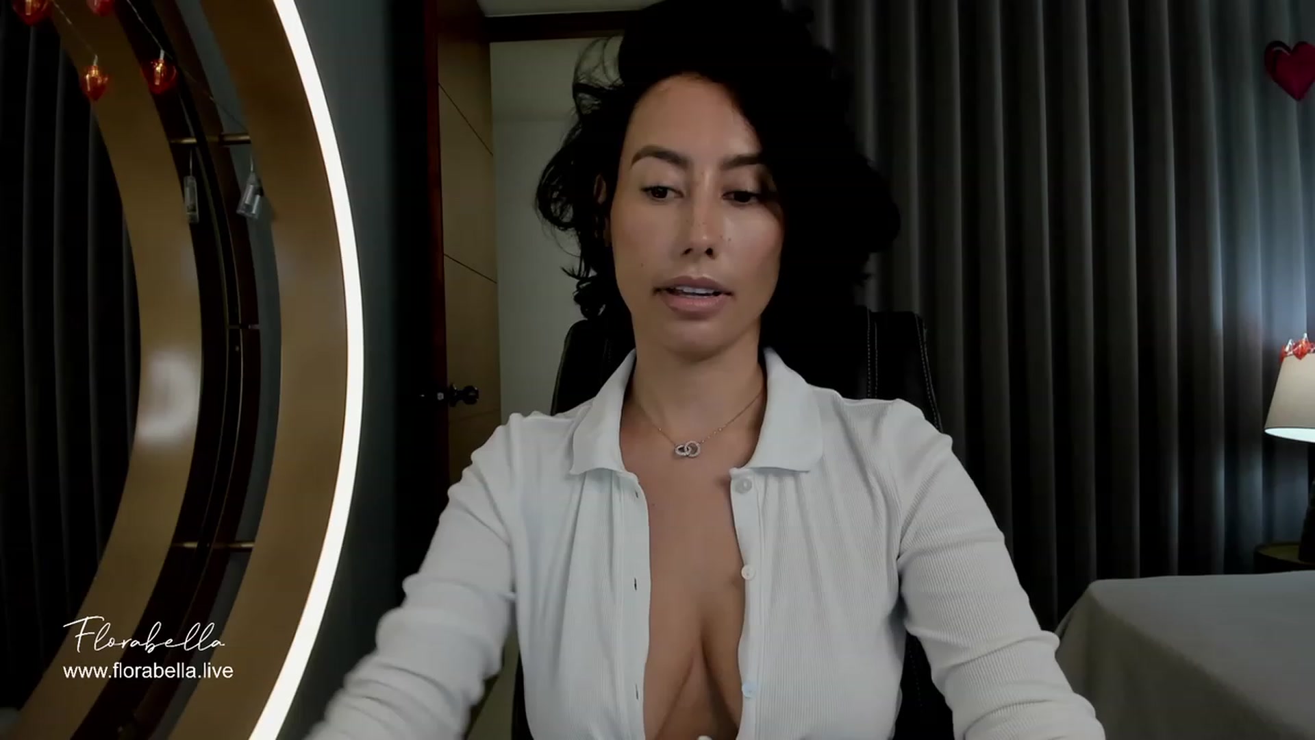 Gallery image thumbnail from Florabella's myfreecams stream on, 03/06/2024, 04:17 image 5 of 20