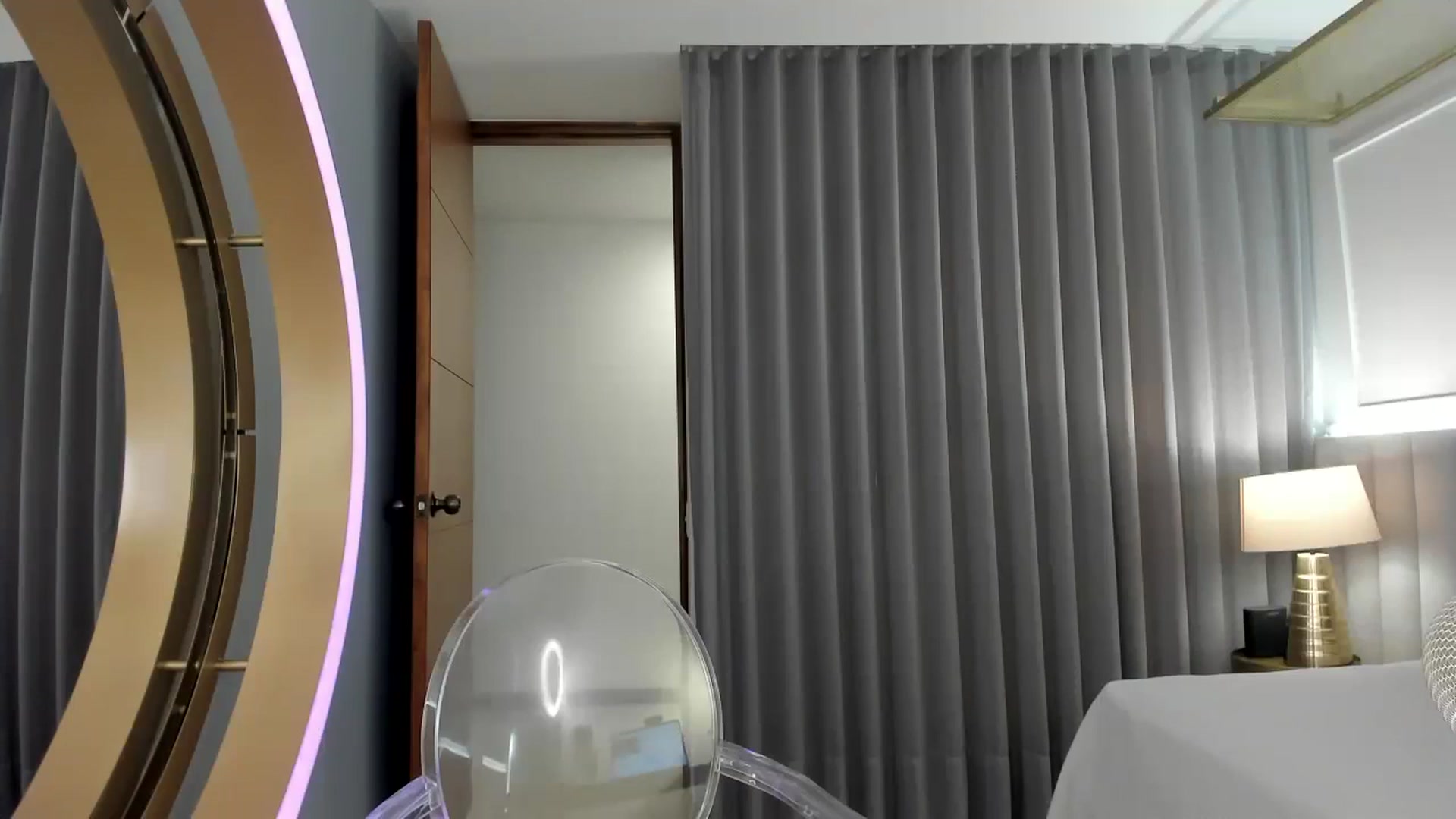 Gallery image thumbnail from Florabella's myfreecams stream on, 04/07/2024, 05:59 image 19 of 20