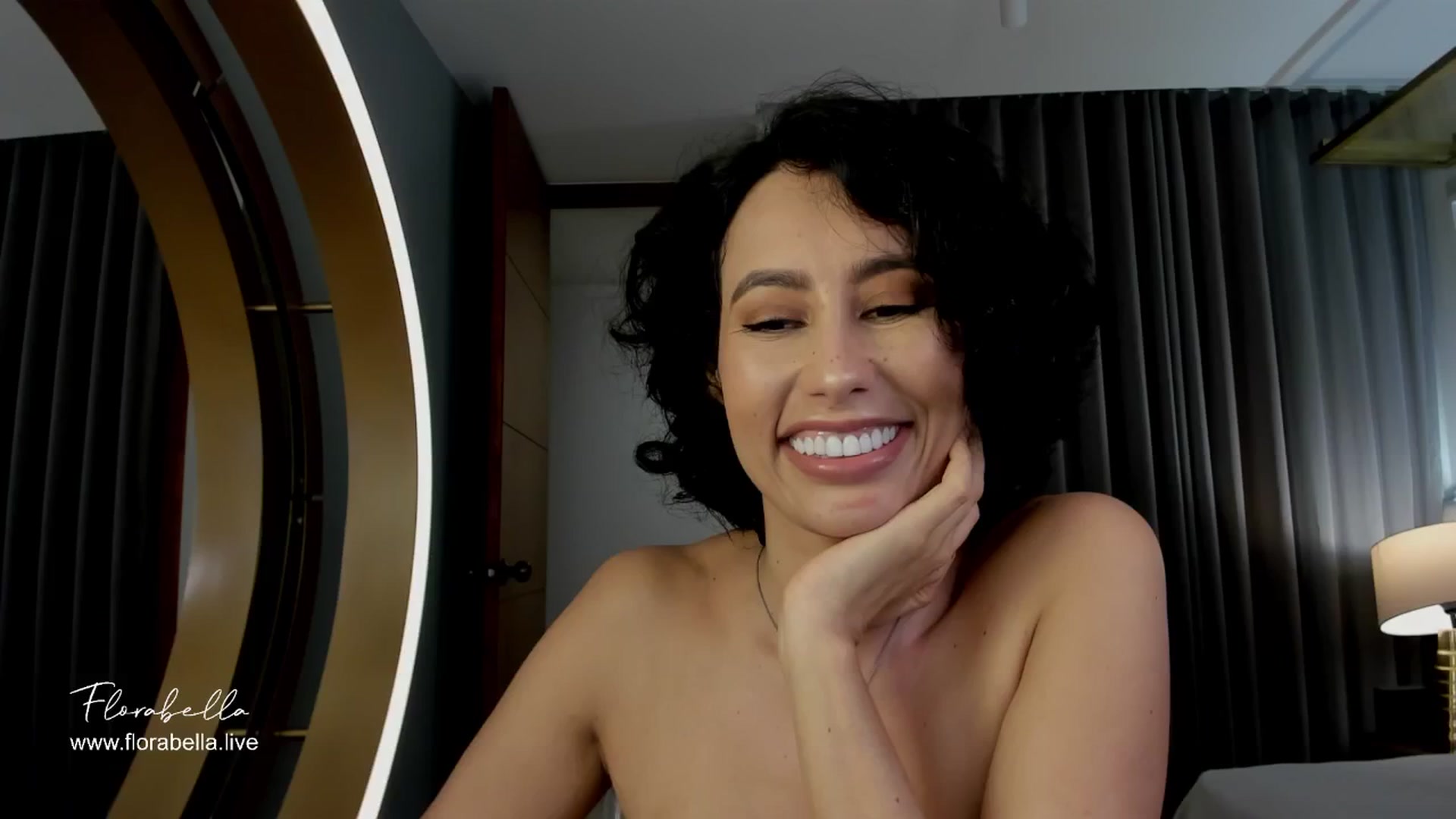 Gallery image thumbnail from Florabella's myfreecams stream on, 05/06/2024, 24:02 image 12 of 20
