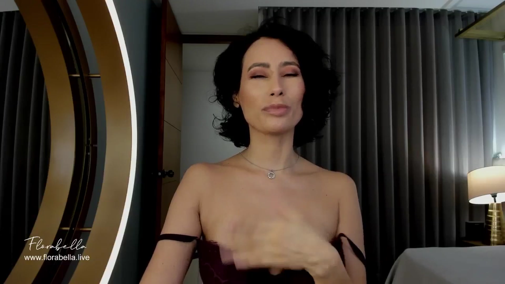 Gallery image thumbnail from Florabella's myfreecams stream on, 05/07/2024, 04:19 image 7 of 20