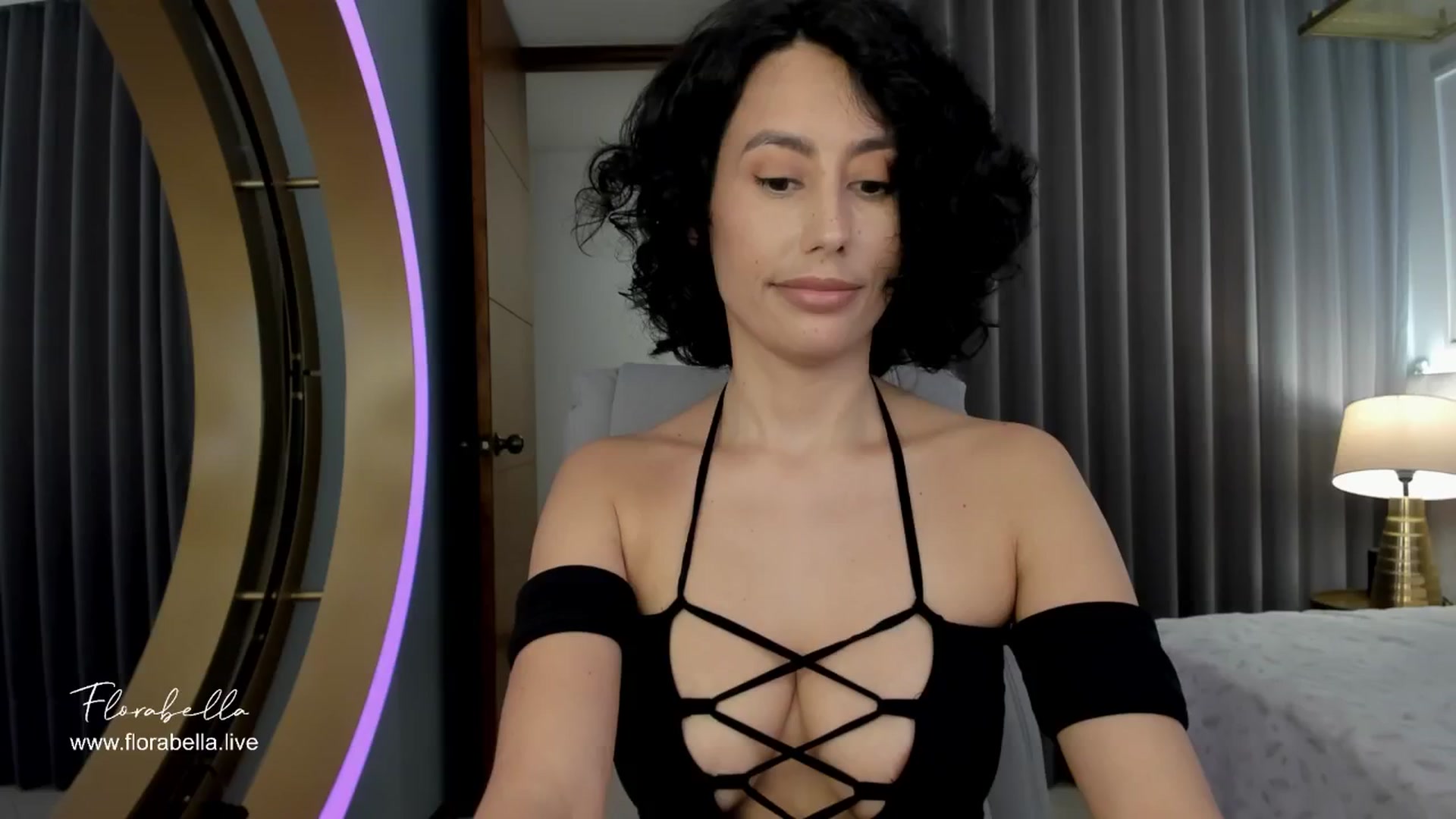 Gallery image thumbnail from Florabella's myfreecams stream on, 05/21/2024, 02:59 image 4 of 20