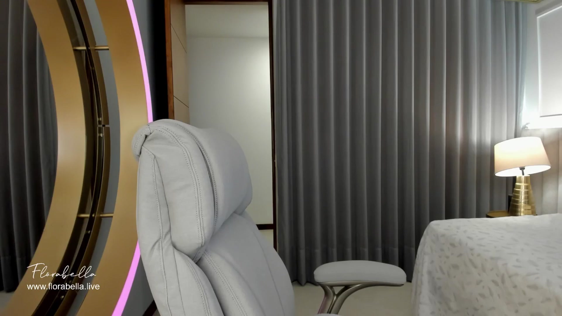 Gallery image thumbnail from Florabella's myfreecams stream on, 05/25/2024, 23:47 image 12 of 20