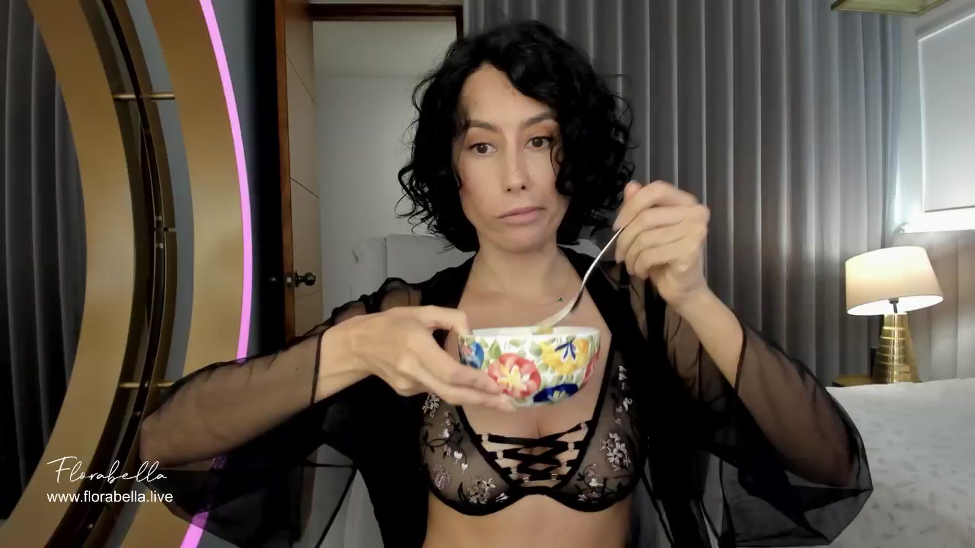 Gallery image thumbnail from Florabella's myfreecams stream on, 05/26/2024, 24:53 image 3 of 20