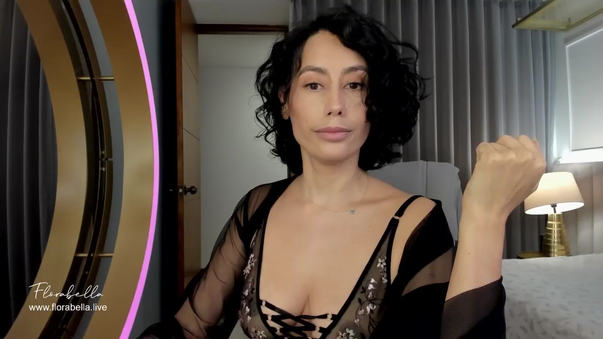 Gallery image thumbnail from Florabella's myfreecams stream on, 05/26/2024, 24:53 image 16 of 20