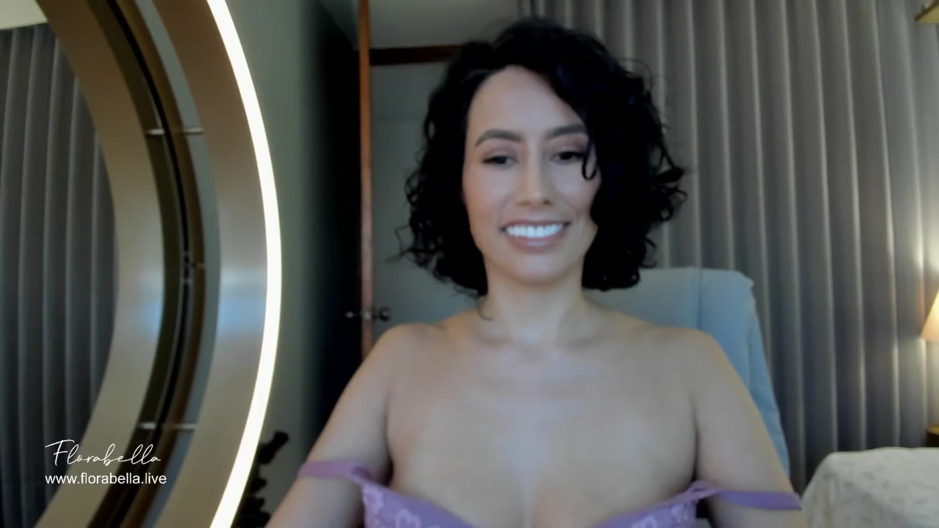 Gallery image thumbnail from Florabella's myfreecams stream on, 06/01/2024, 21:50 image 3 of 20