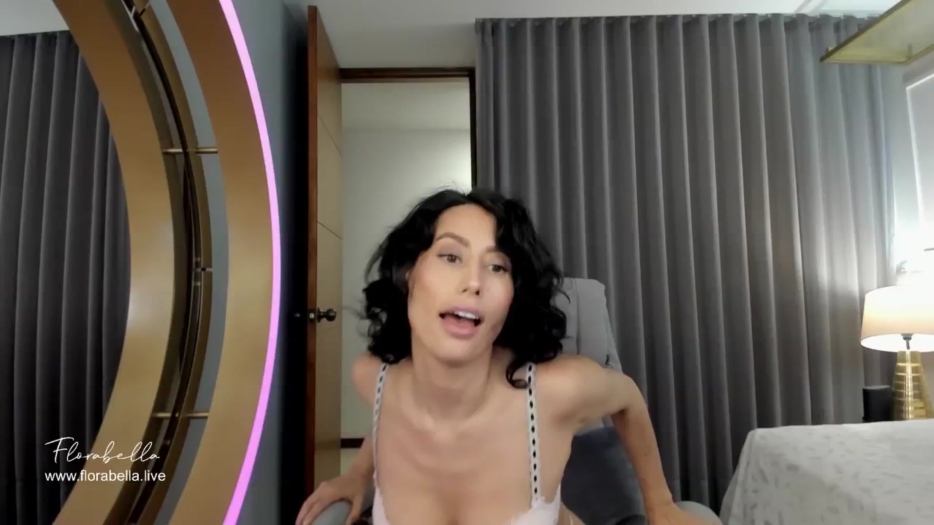 Gallery image thumbnail from Florabella's myfreecams stream on, 06/14/2024, 04:27 image 3 of 20
