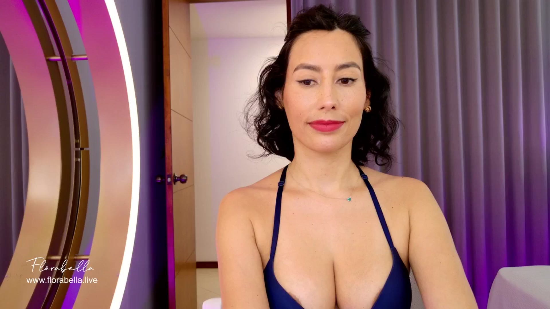 Gallery image thumbnail from Florabella's myfreecams stream on, 09/09/2024, 02:52 image 18 of 20