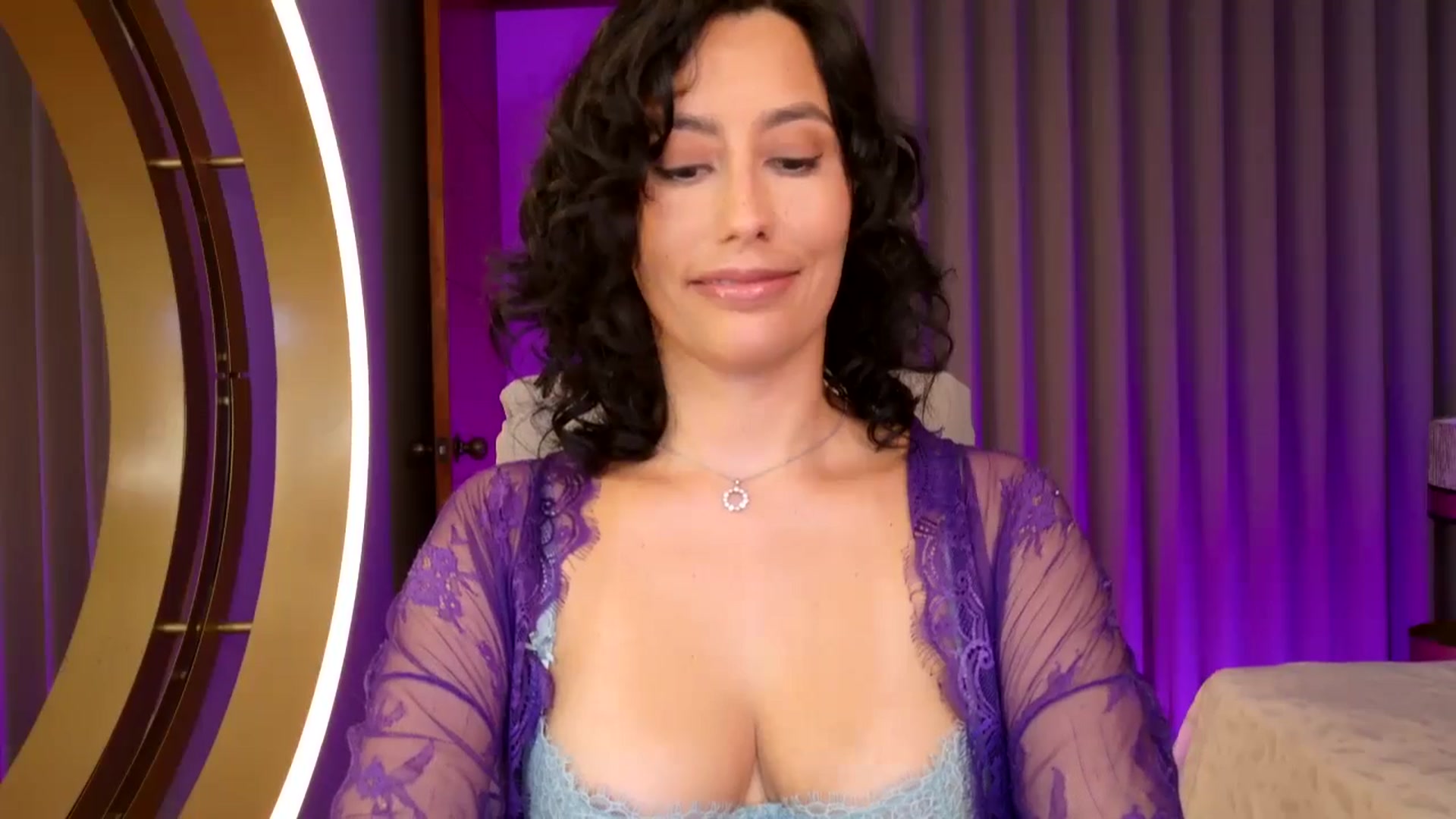 Gallery image thumbnail from Florabella's myfreecams stream on, 01/23/2025, 05:24 image 2 of 20