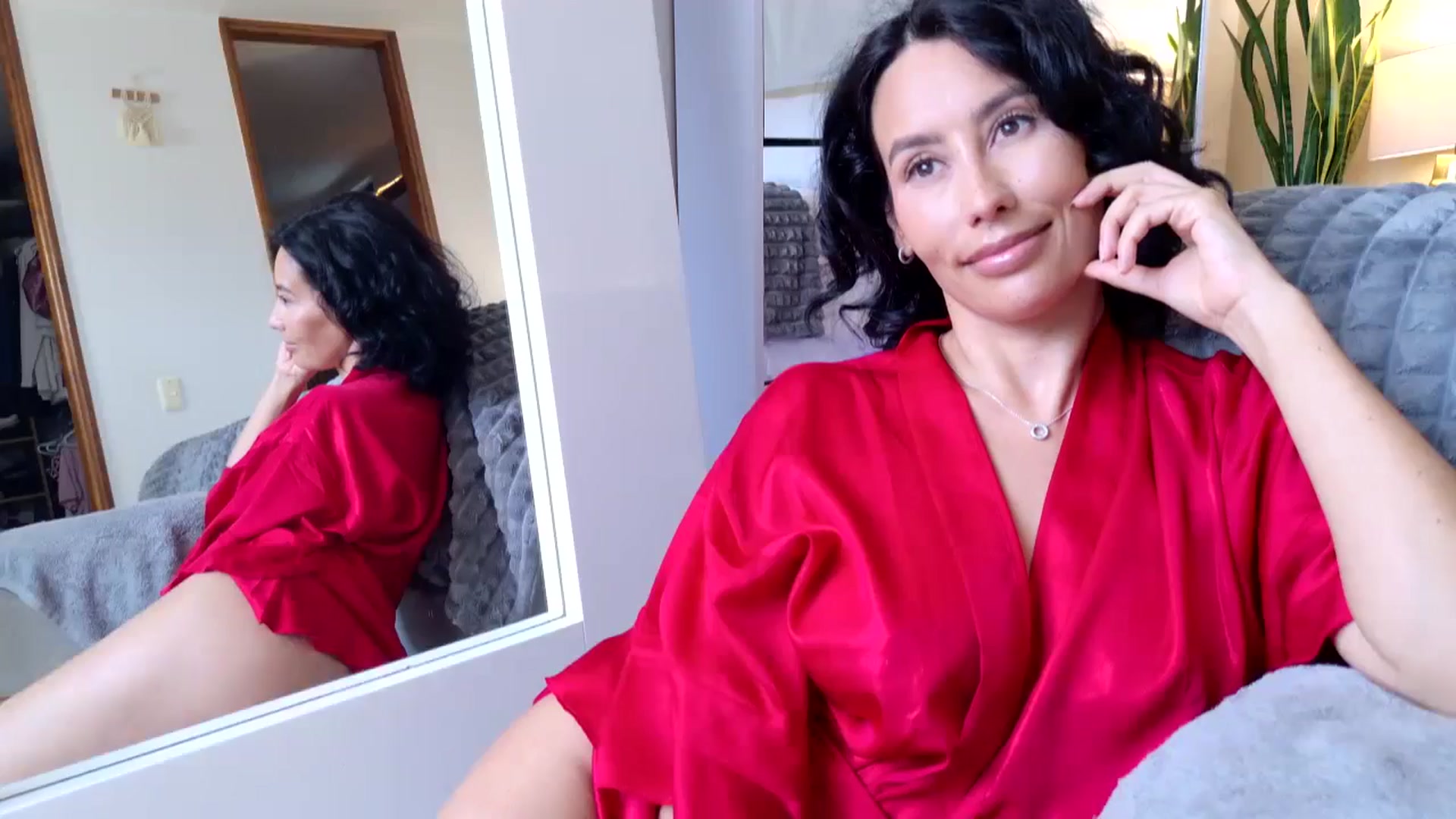 Gallery image thumbnail from Florabella's myfreecams stream on, 02/09/2025, 21:28 image 15 of 20