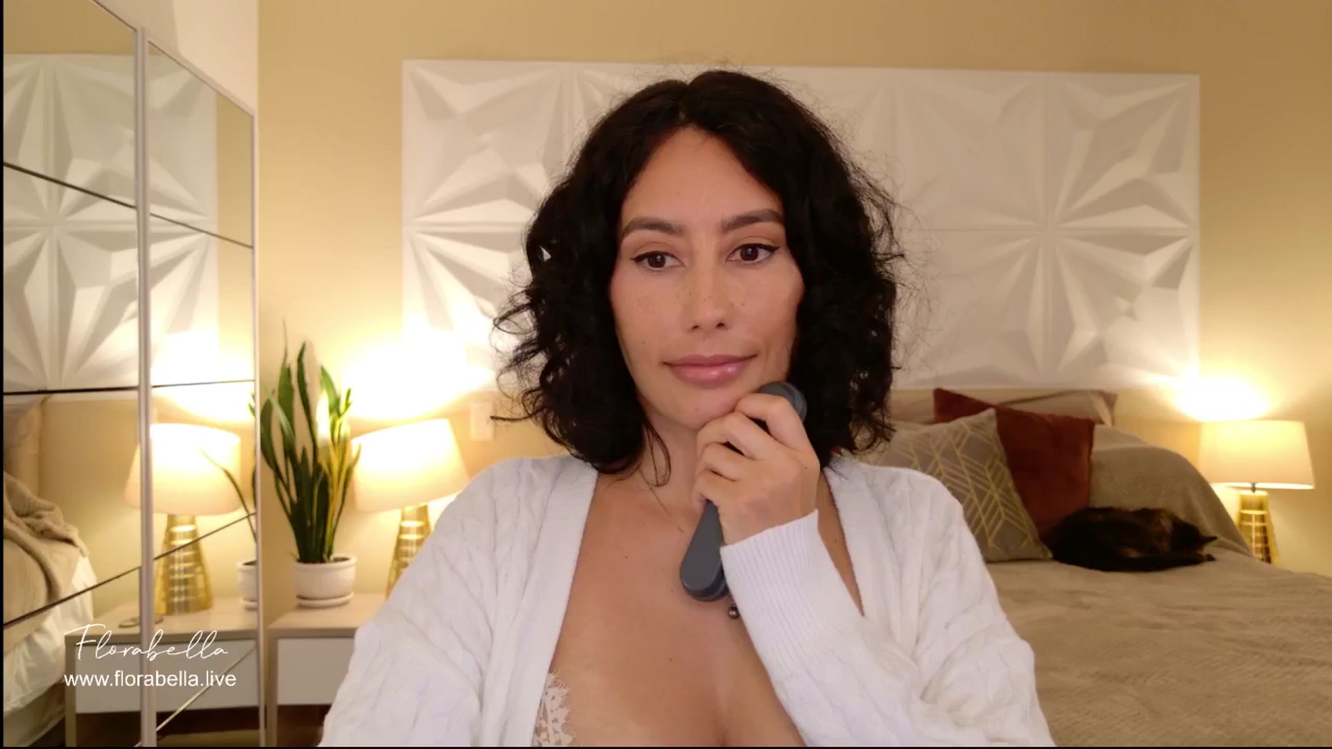 Gallery image thumbnail from Florabella's myfreecams stream on, 03/04/2025, 03:35 image 1 of 20