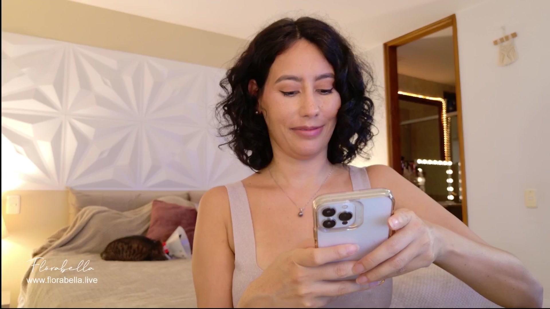 Gallery image thumbnail from Florabella's myfreecams stream on, 03/04/2025, 04:35 image 20 of 20