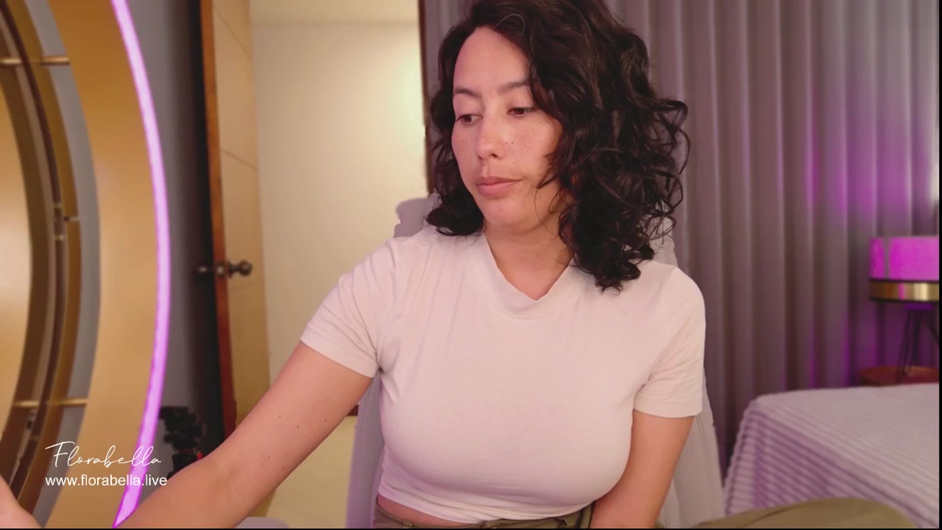 Gallery image thumbnail from Florabella's myfreecams stream on, 05/28/2025, 01:51 image 5 of 20