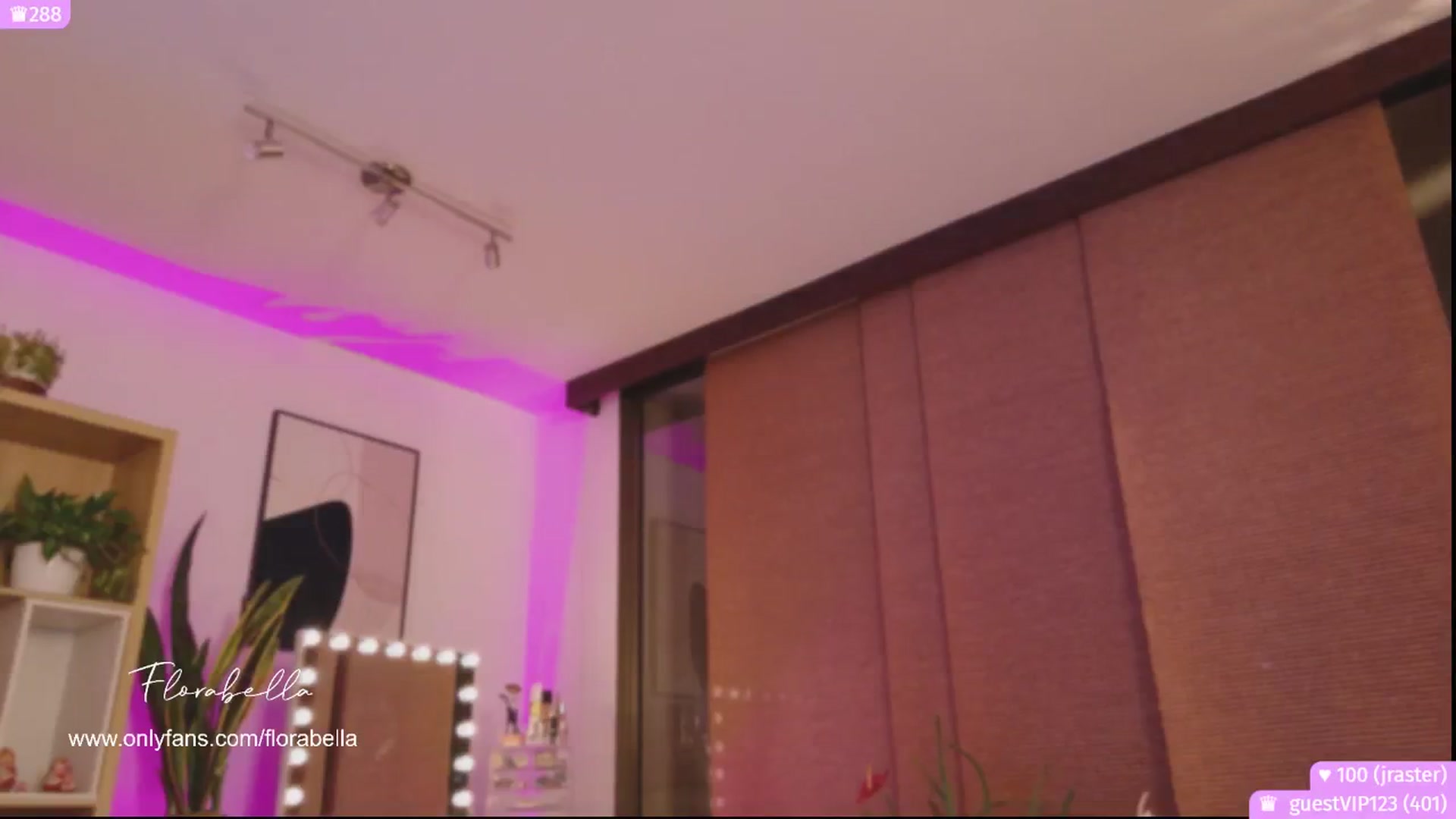 Gallery image thumbnail from Florabella's myfreecams stream on, 10/06/2025, 24:52 image 12 of 20