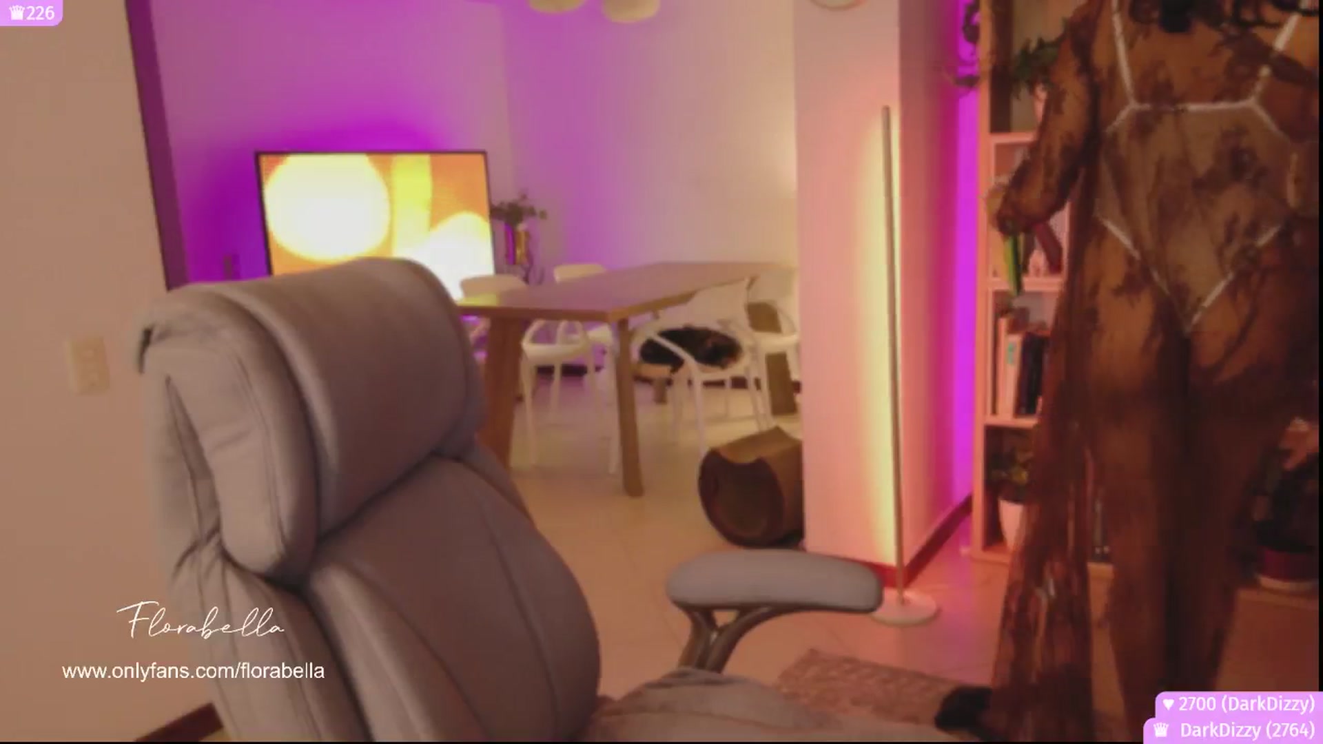 Gallery image thumbnail from Florabella's myfreecams stream on, 10/12/2025, 04:04 image 13 of 20