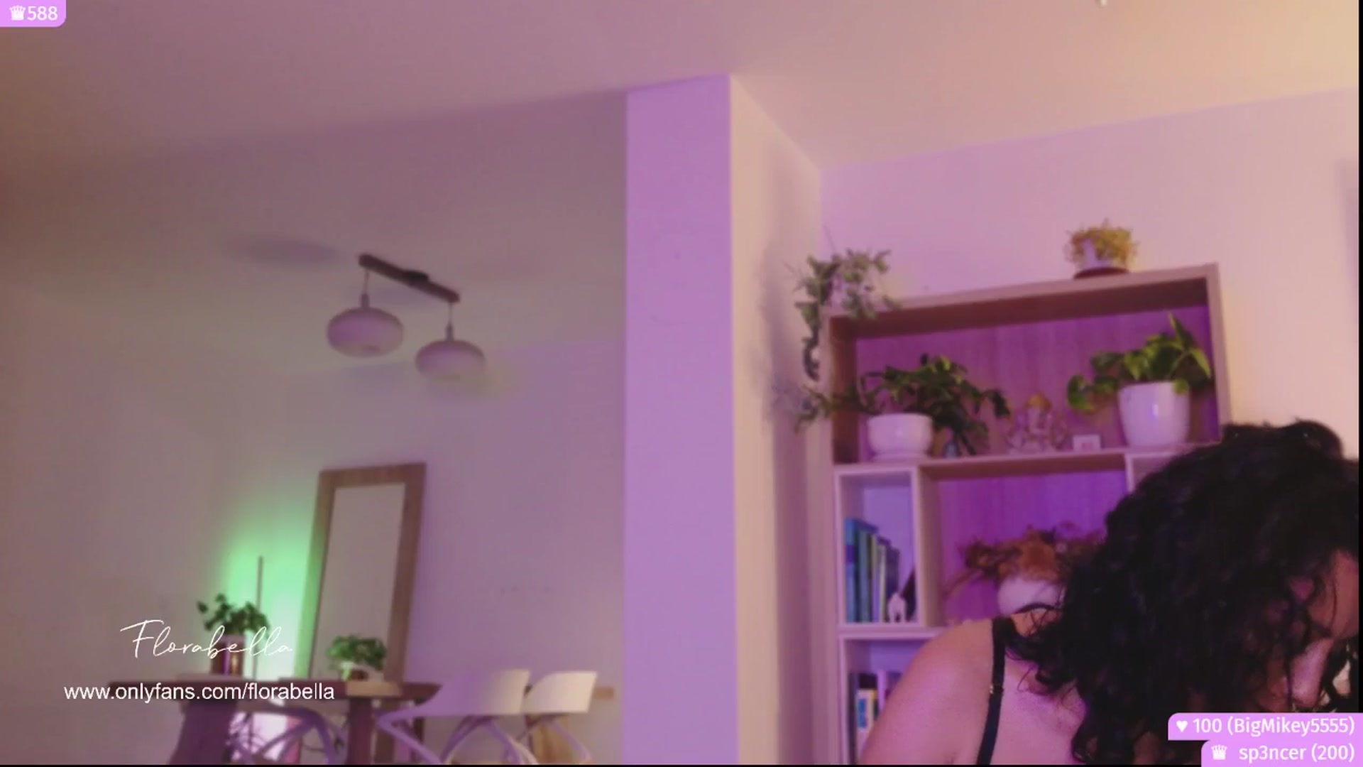 Gallery image thumbnail from Florabella's myfreecams stream on, 11/08/2025, 03:56 image 14 of 20