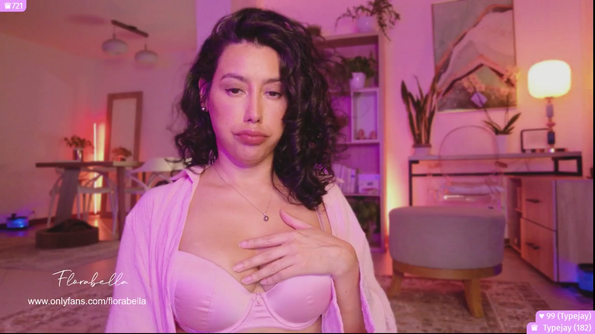 Gallery image thumbnail from Florabella's myfreecams stream on, 11/11/2025, 03:57 image 3 of 20