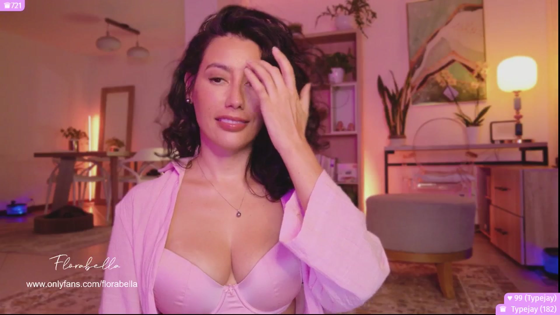 Gallery image thumbnail from Florabella's myfreecams stream on, 11/11/2025, 03:57 image 5 of 20