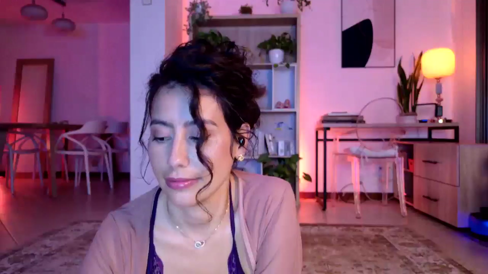 Gallery image thumbnail from Florabella's myfreecams stream on, 12/16/2025, 05:10 image 19 of 20