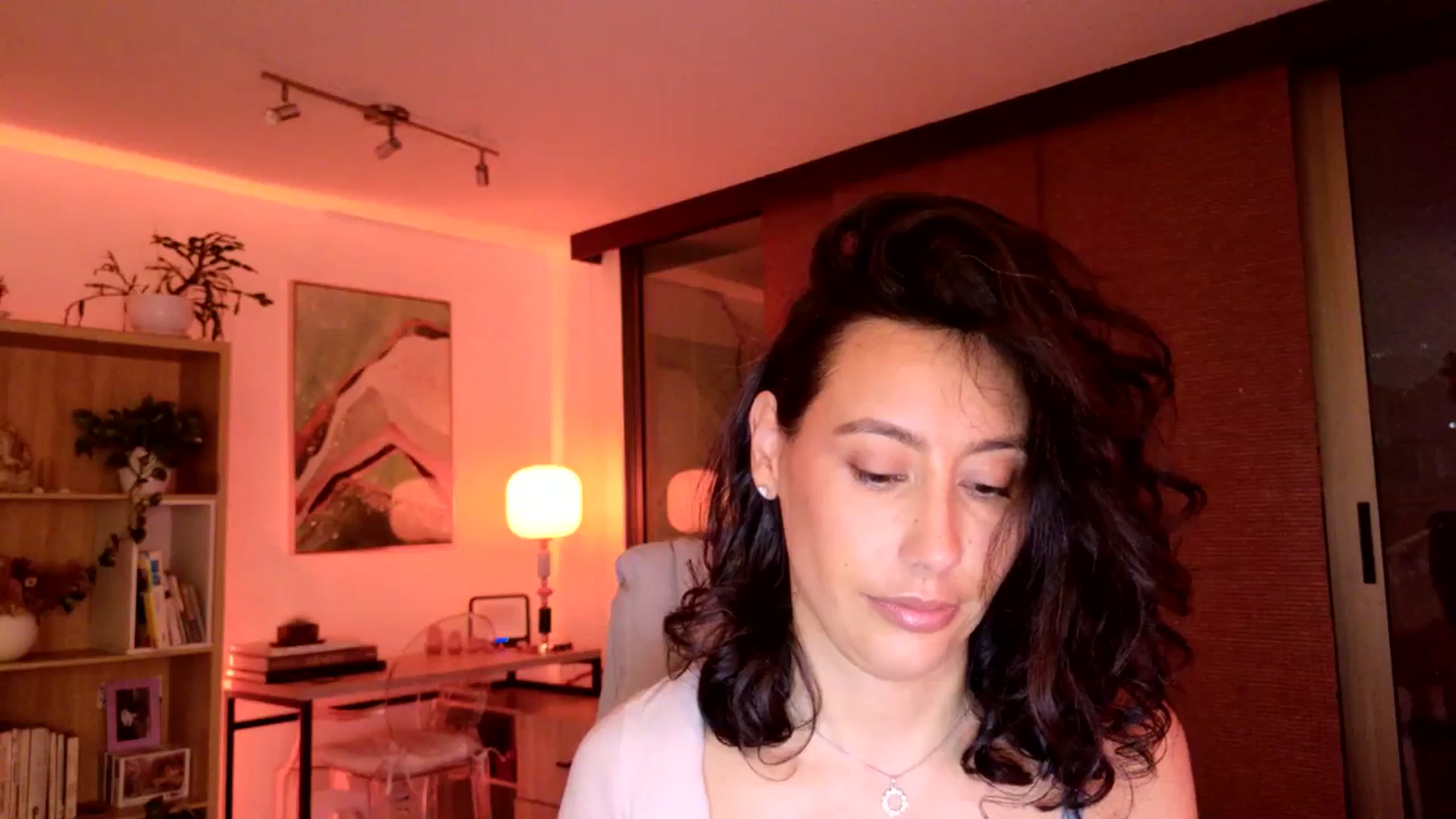 Gallery image thumbnail from Florabella's myfreecams stream on, 01/27/2026, 05:45 image 17 of 20