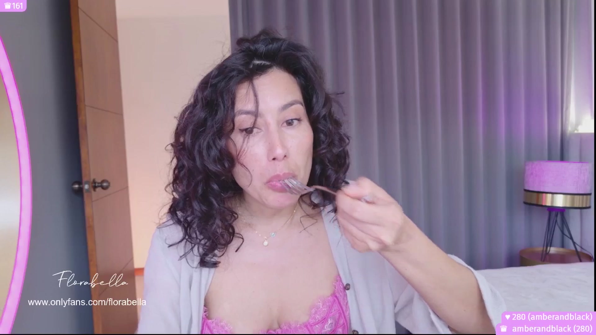 Gallery image thumbnail from Florabella's myfreecams stream on, 02/07/2026, 19:14 image 15 of 20