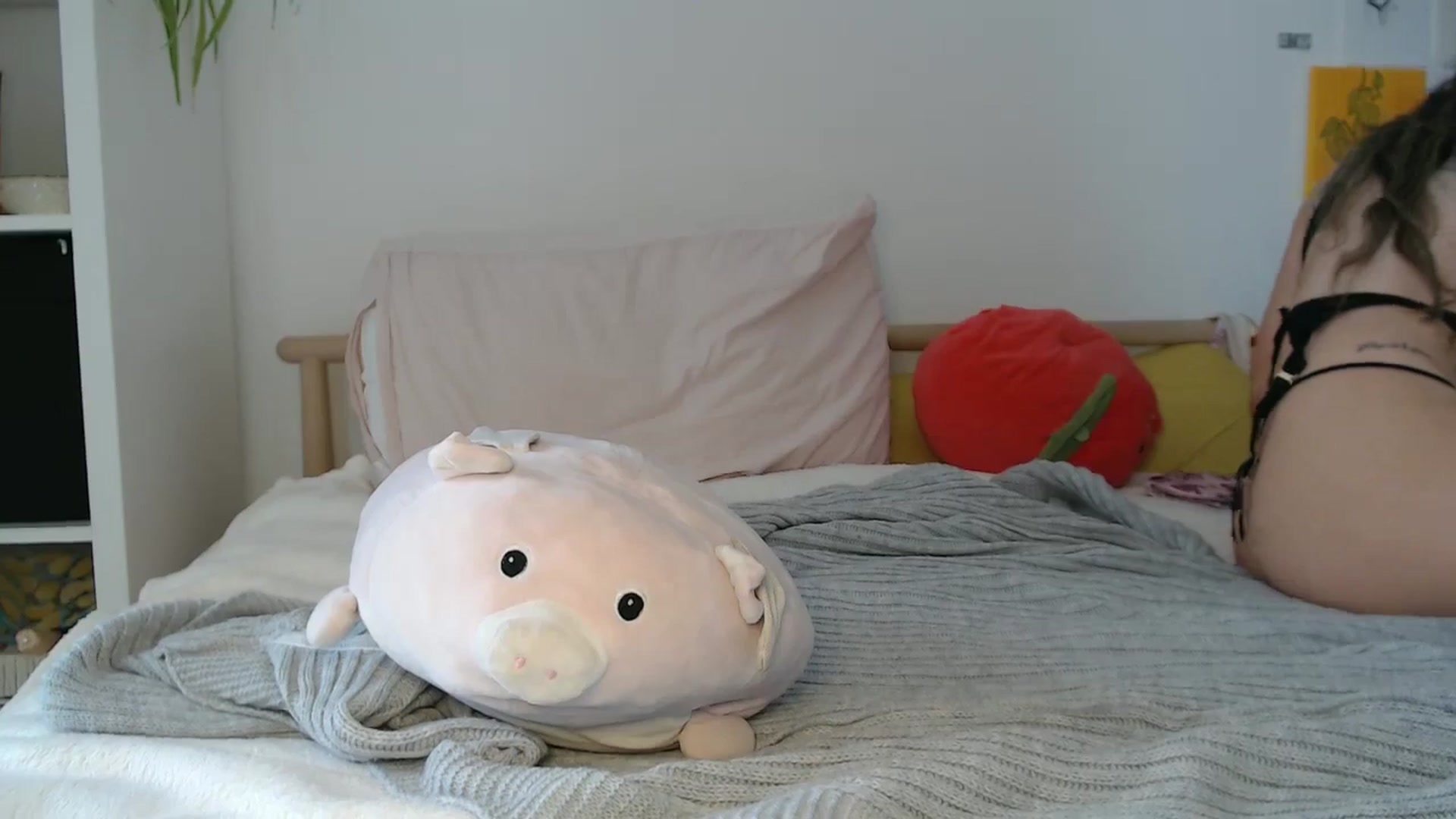Gallery image thumbnail from FlorenceRose1's myfreecams stream on, 05/19/2025, 14:52 image 3 of 20