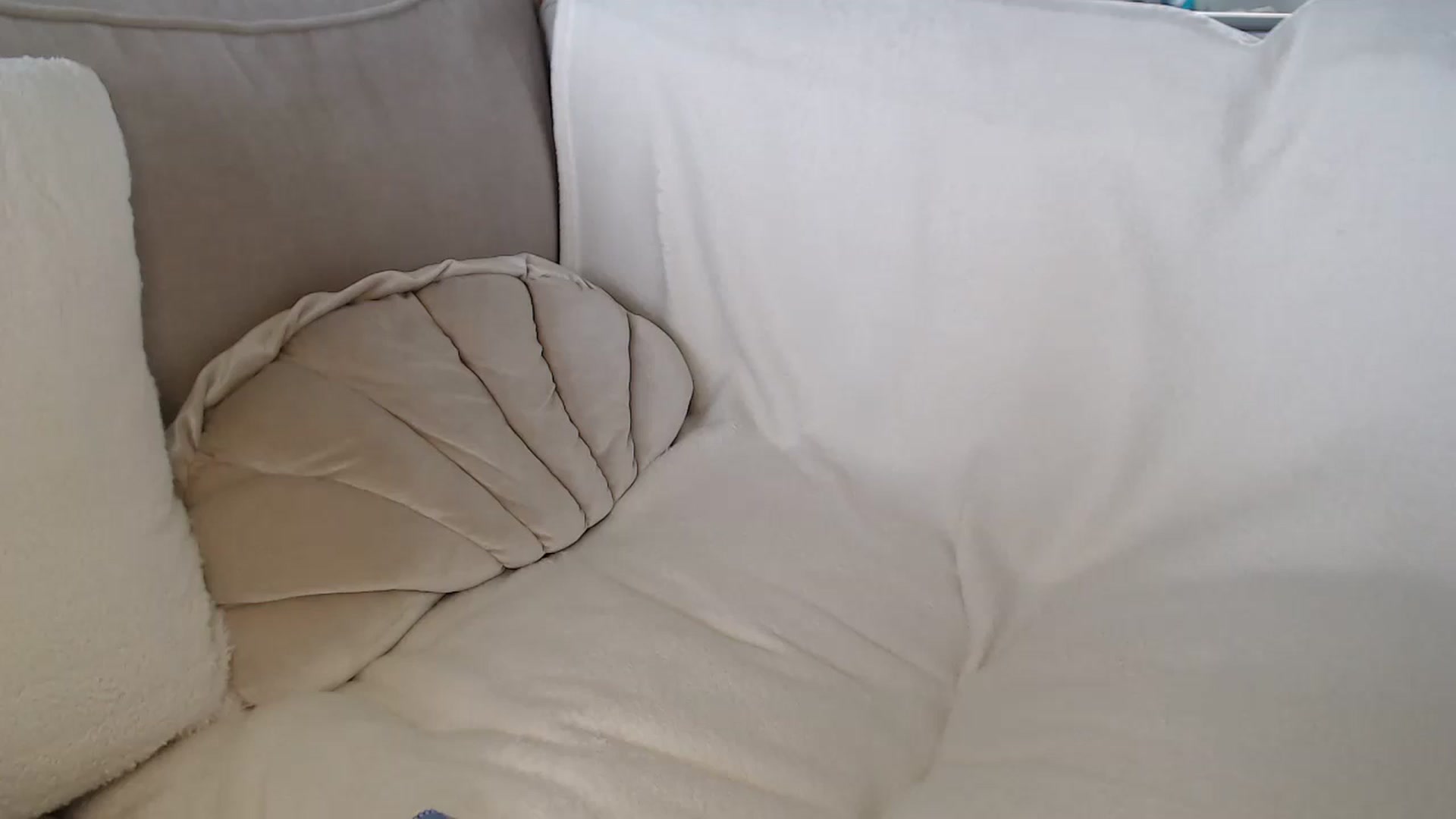 Gallery image thumbnail from FlorenceRose1's myfreecams stream on, 07/16/2025, 13:26 image 8 of 20