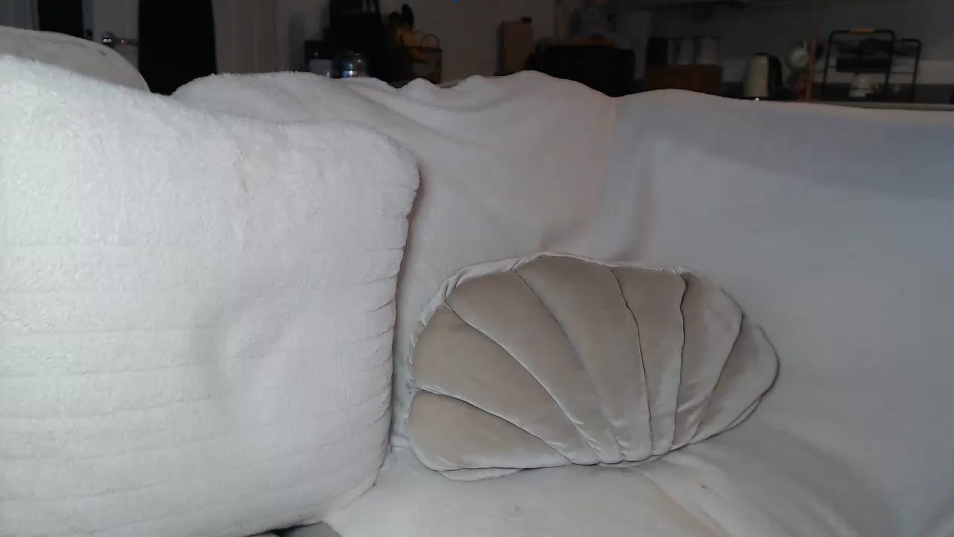 Gallery image thumbnail from FlorenceRose1's myfreecams stream on, 12/15/2025, 17:07 image 3 of 20