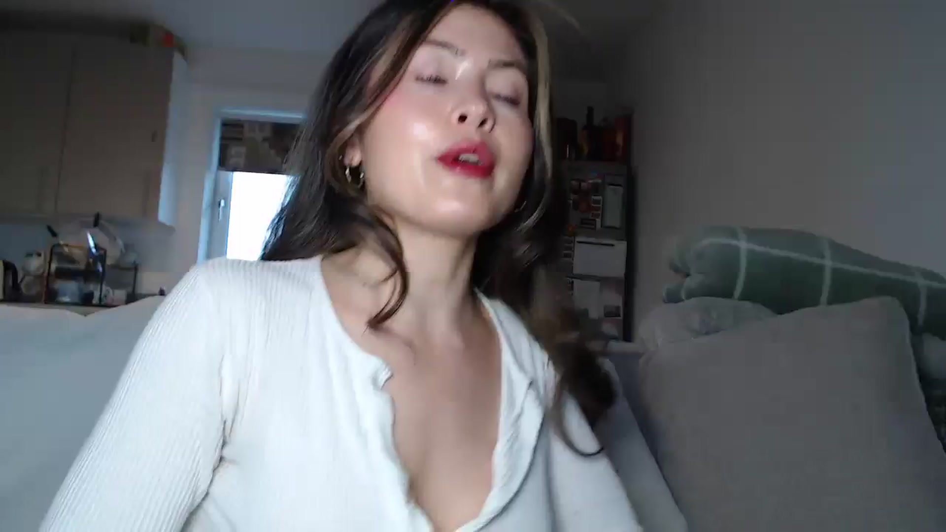 Gallery image thumbnail from FlorenceRose1's myfreecams stream on, 02/02/2026, 13:48 image 1 of 20
