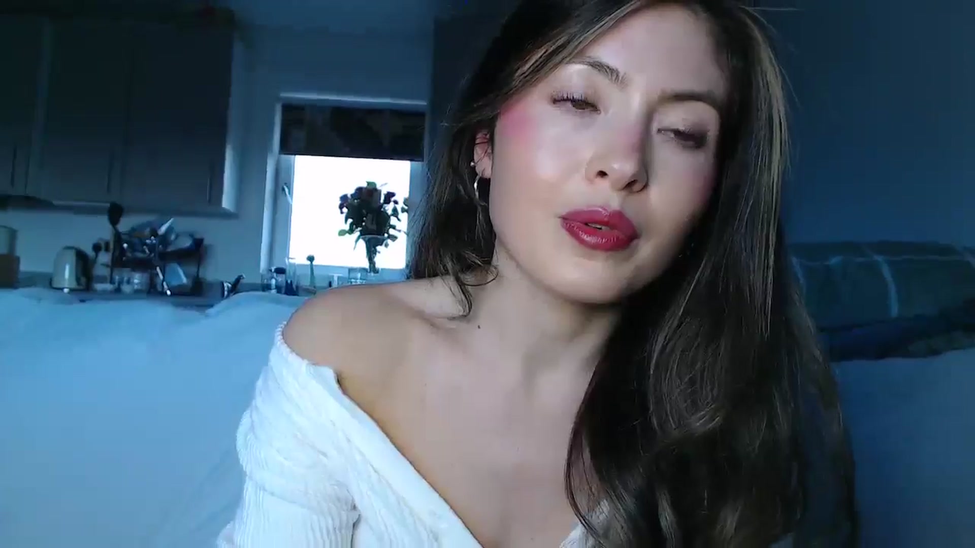 Gallery image thumbnail from FlorenceRose1's myfreecams stream on, 02/16/2026, 14:59 image 17 of 20