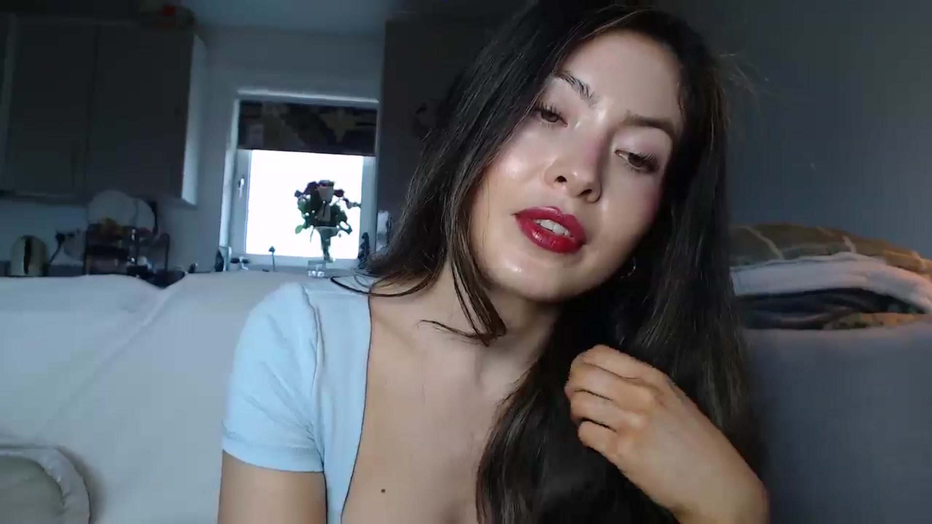 Gallery image thumbnail from FlorenceRose1's myfreecams stream on, 02/23/2026, 14:38 image 15 of 20
