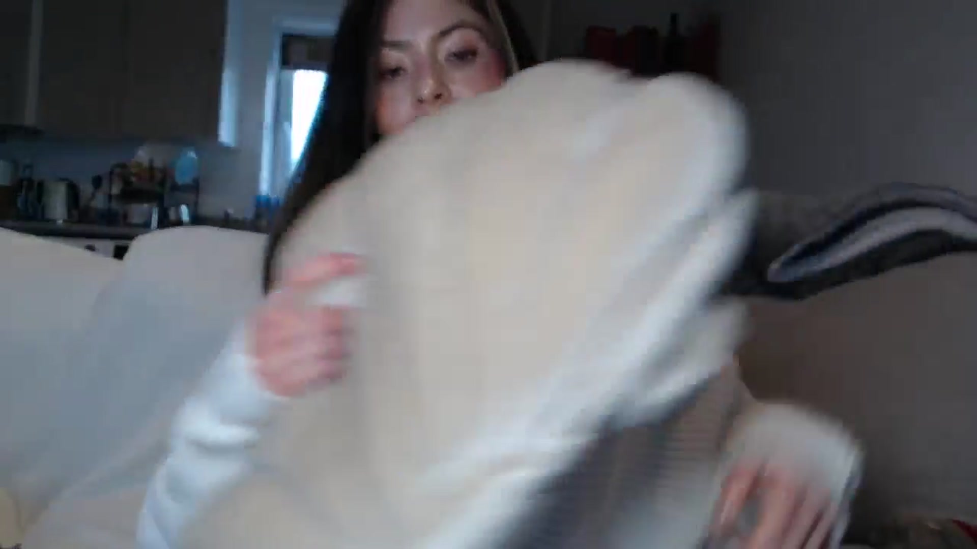 Gallery image thumbnail from FlorenceRose1's myfreecams stream on, 03/27/2026, 17:50 image 15 of 20
