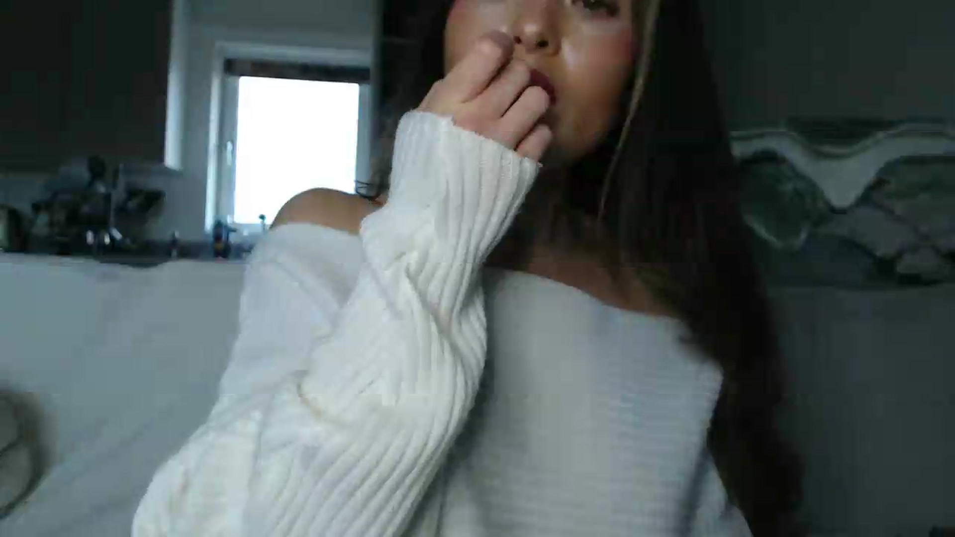 Gallery image thumbnail from FlorenceRose1's myfreecams stream on, 05/18/2026, 15:01 image 17 of 20