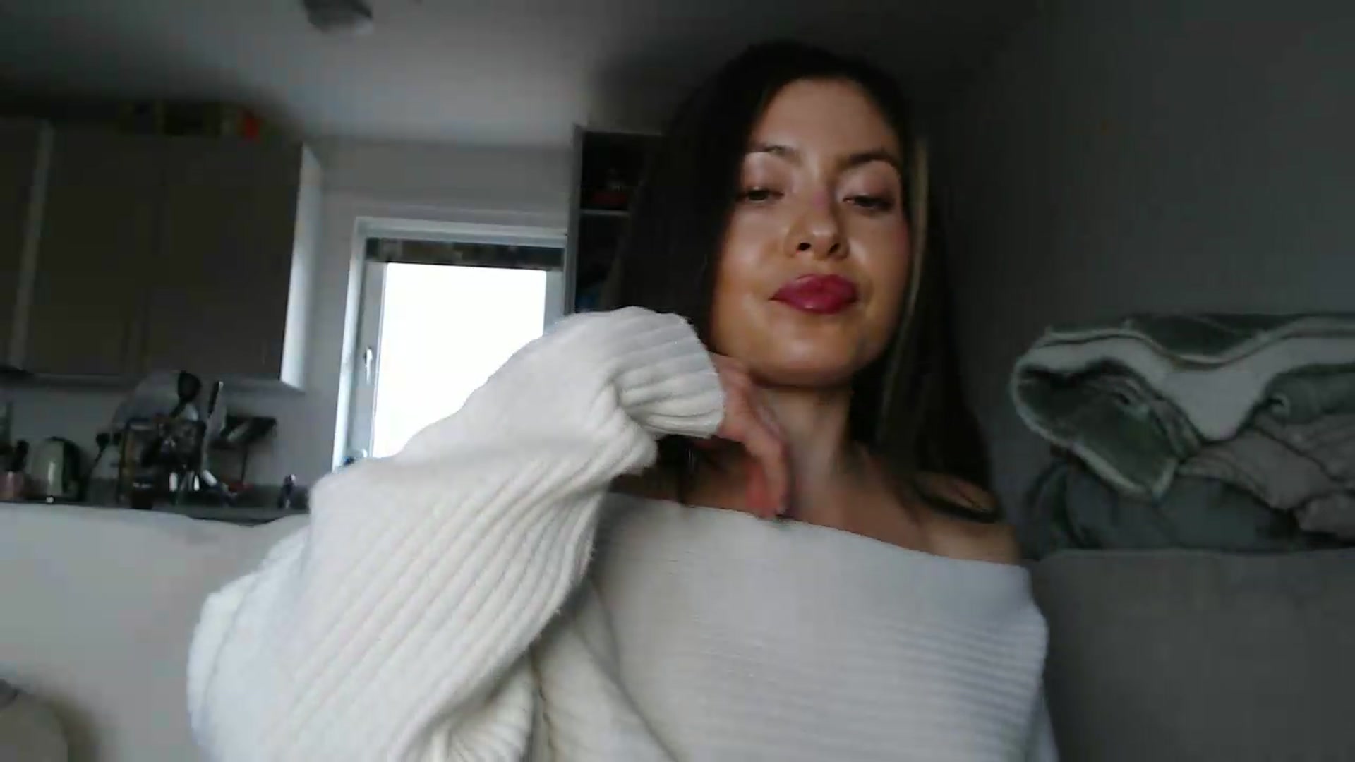 Gallery image thumbnail from FlorenceRose1's myfreecams stream on, 05/18/2026, 15:01 image 13 of 20