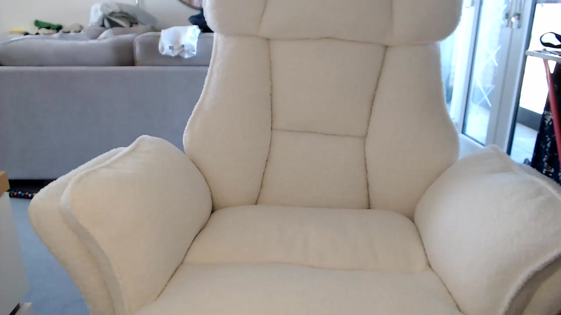 Gallery image thumbnail from FlorenceRose1's myfreecams stream on, 06/19/2026, 14:36 image 10 of 20
