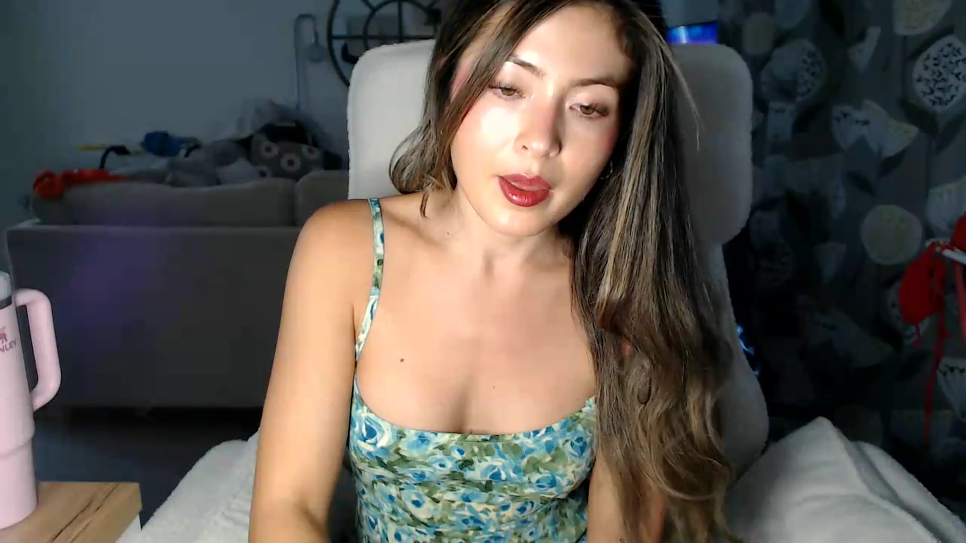 Gallery image thumbnail from FlorenceRose1's myfreecams stream on, 06/26/2026, 15:21 image 14 of 20