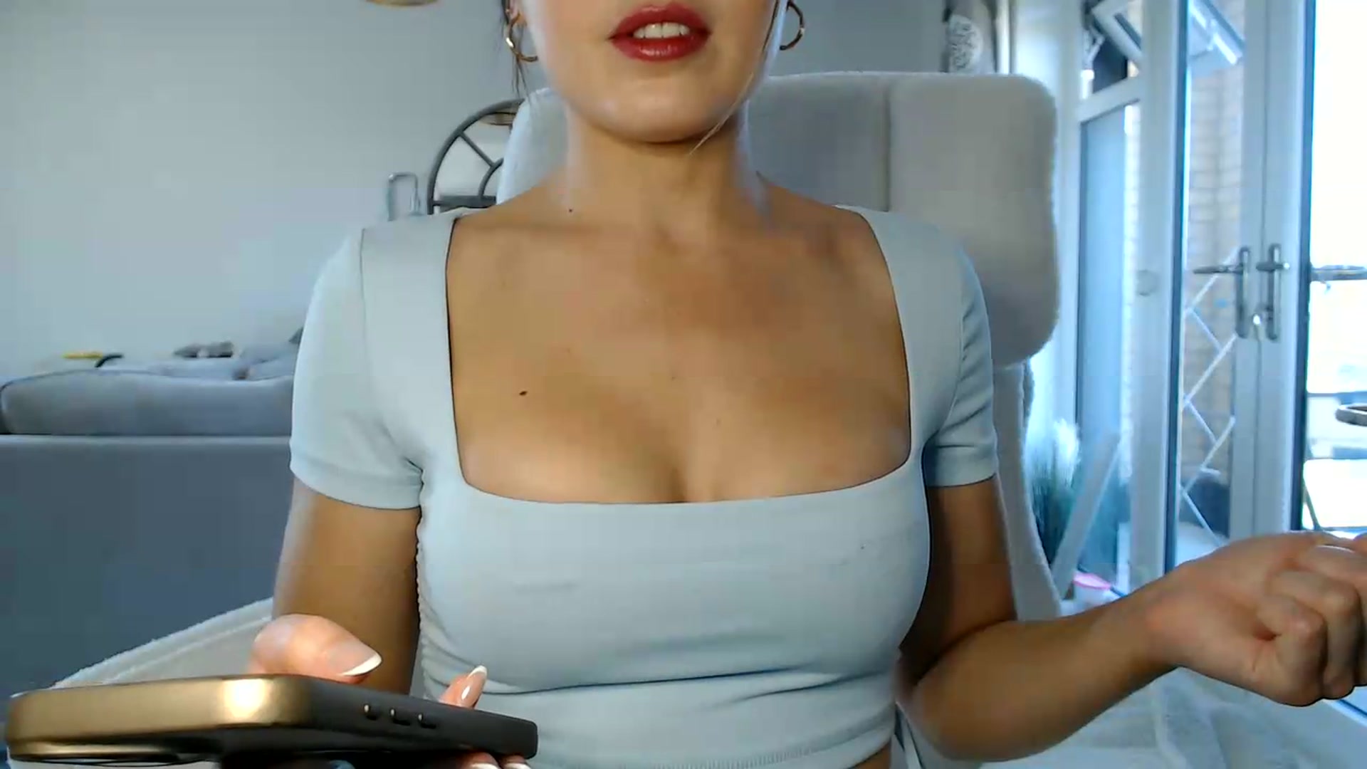 Gallery image thumbnail from FlorenceRose1's myfreecams stream on, 07/27/2026, 14:16 image 6 of 20