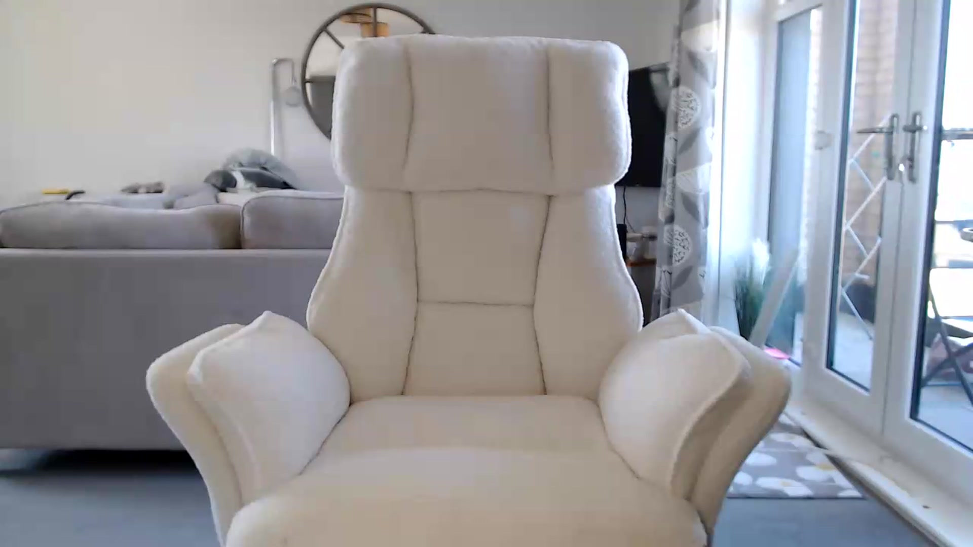 Gallery image thumbnail from FlorenceRose1's myfreecams stream on, 07/27/2026, 14:16 image 18 of 20