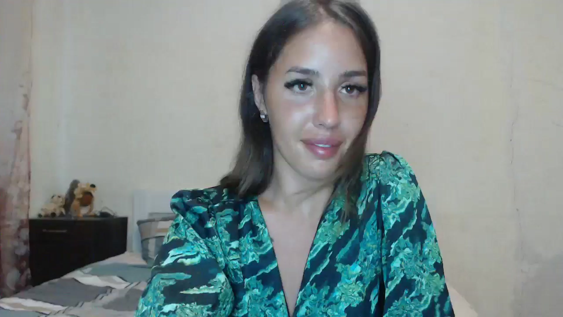 Gallery image thumbnail from Florianaa's myfreecams stream on, 07/10/2024, 17:58 image 15 of 20