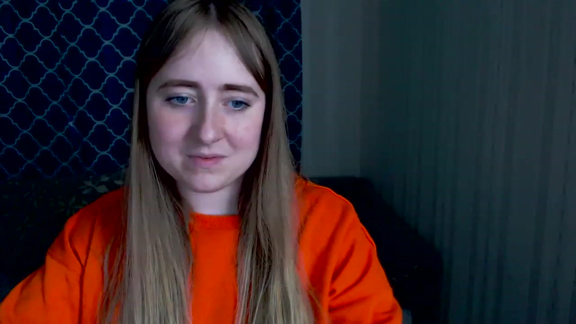 Gallery image thumbnail from Florra_xo's myfreecams stream on, 04/09/2023, 10:47 image 7 of 20