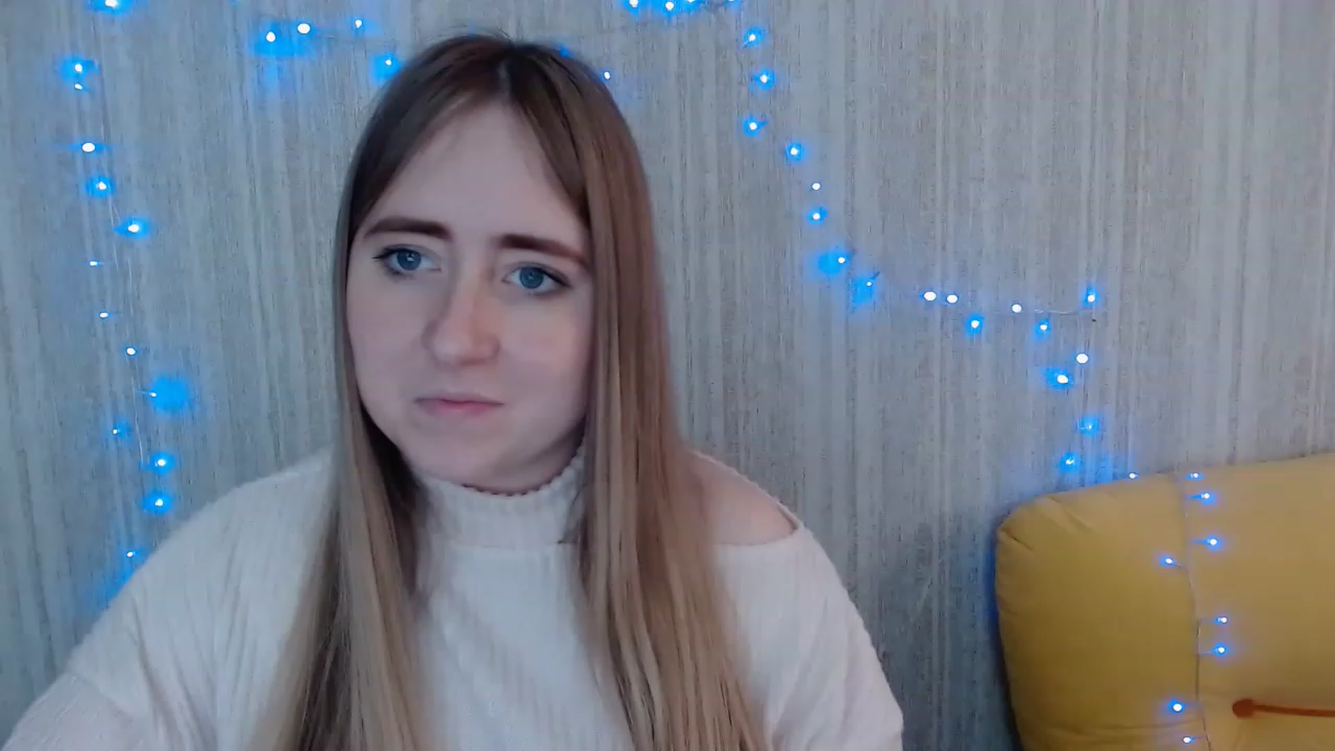 Gallery image thumbnail from Florra_xo's myfreecams stream on, 04/16/2023, 09:32 image 4 of 20