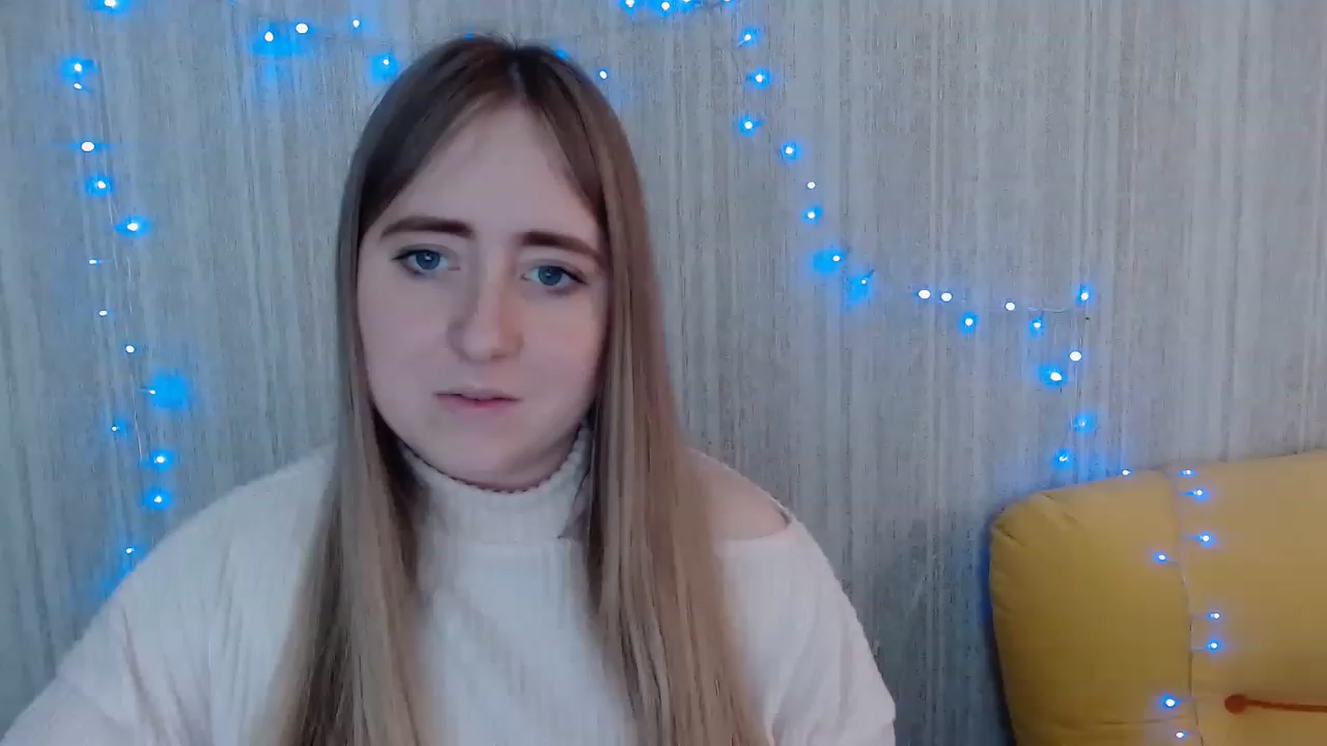 Gallery image thumbnail from Florra_xo's myfreecams stream on, 04/16/2023, 09:32 image 5 of 20