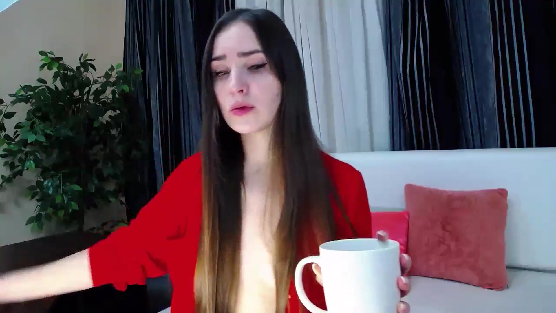 Gallery image thumbnail from Floured's myfreecams stream on, 02/15/2026, 12:05 image 11 of 20