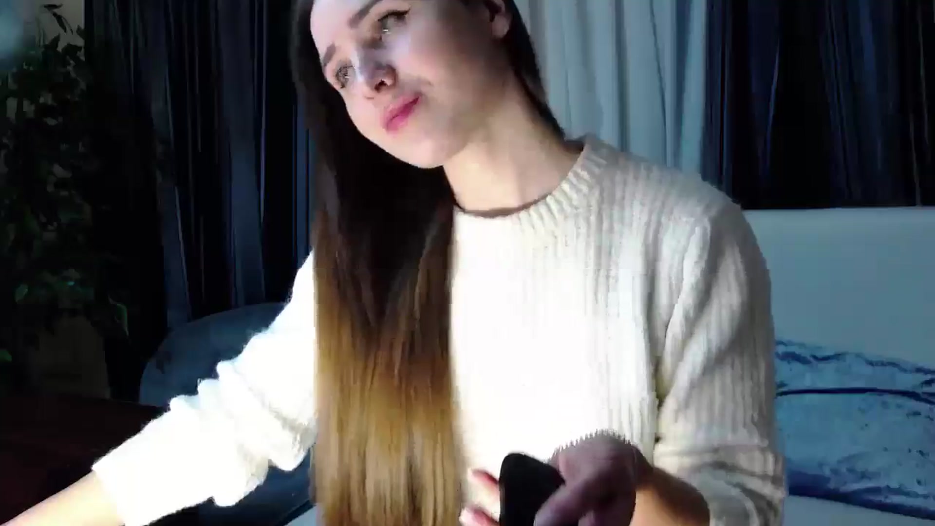 Gallery image thumbnail from Floured's myfreecams stream on, 02/21/2026, 08:27 image 11 of 20