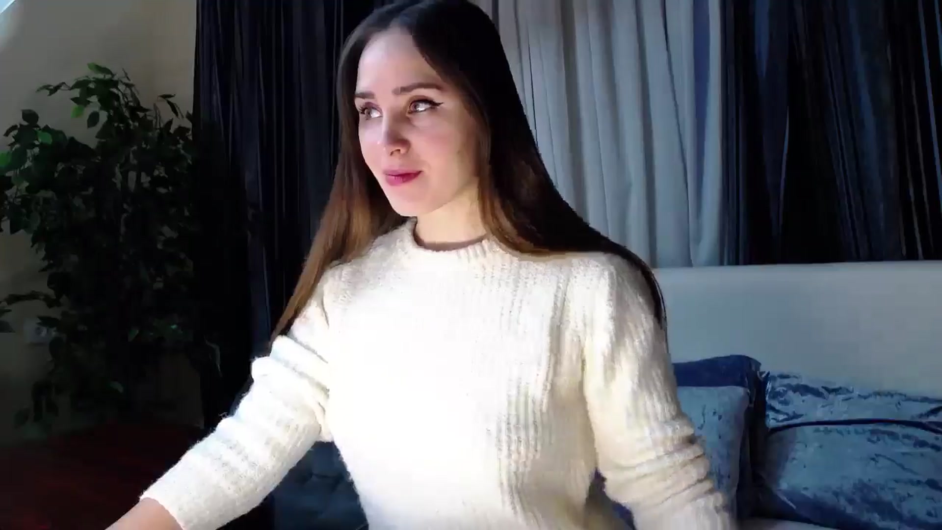 Gallery image thumbnail from Floured's myfreecams stream on, 02/21/2026, 08:27 image 3 of 20