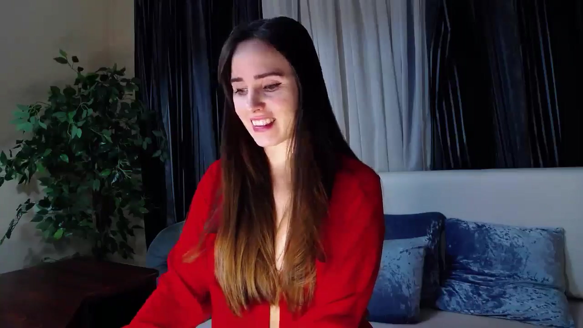 Gallery image thumbnail from Floured's myfreecams stream on, 02/27/2026, 09:17 image 5 of 20
