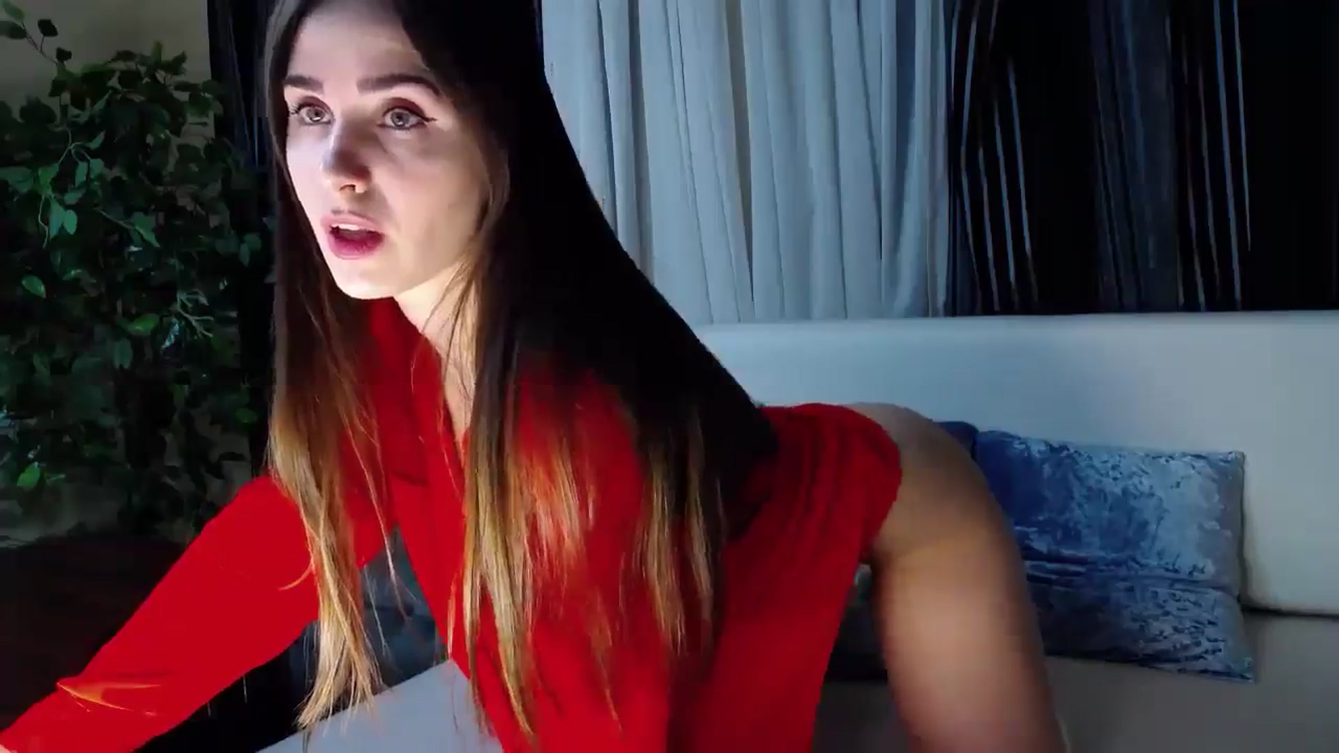 Gallery image thumbnail from Floured's myfreecams stream on, 02/27/2026, 09:17 image 15 of 20