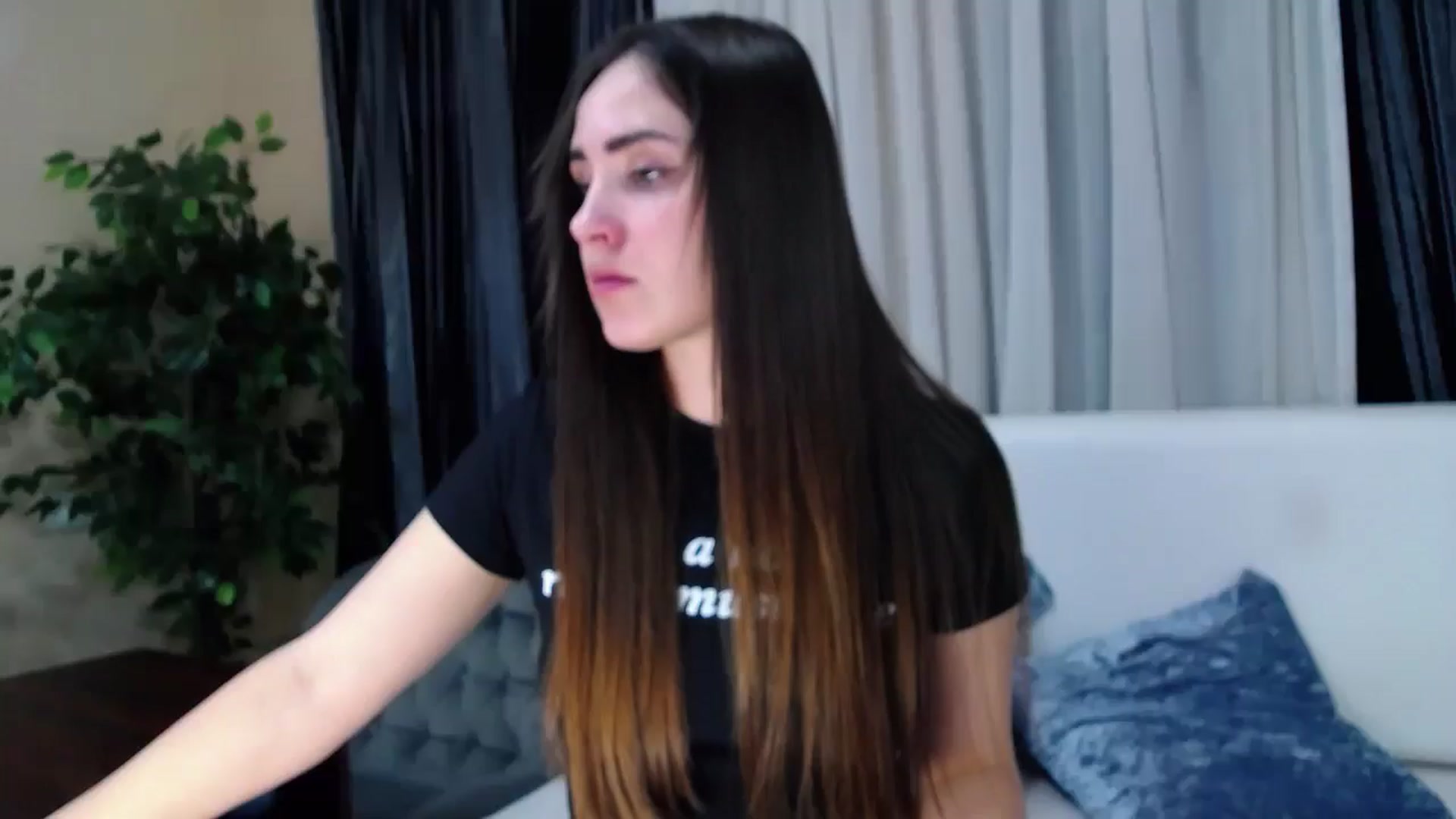 Gallery image thumbnail from Floured's myfreecams stream on, 03/09/2026, 11:33 image 1 of 20