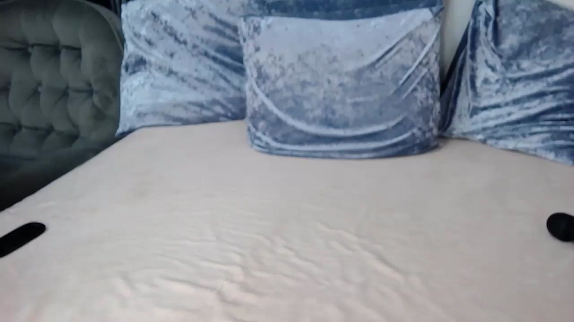 Gallery image thumbnail from Floured's myfreecams stream on, 03/13/2026, 11:28 image 17 of 20